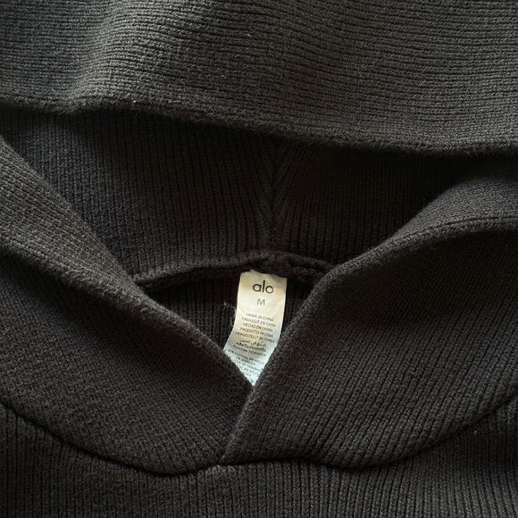 ALO - Unisex Scholar Hooded Sweater - Black - Medium - Picture 3 of 13